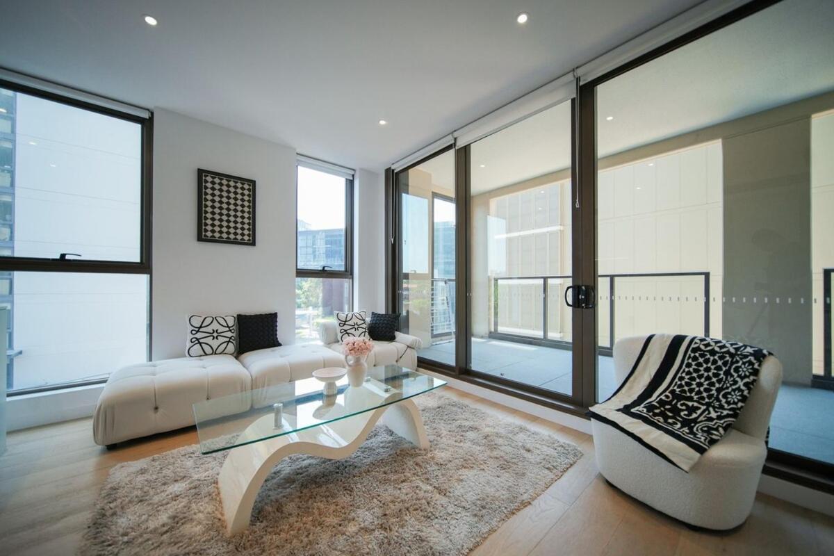 Modern Urban Retreat *